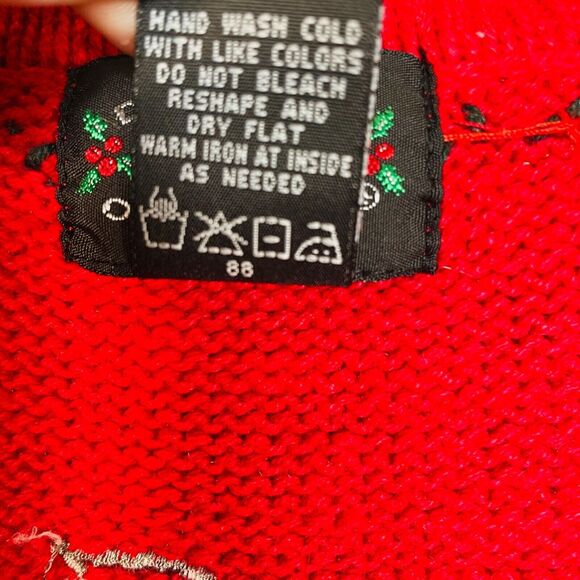 Designers Studio Original Christmas Red Embroidered Beaded Sweater Cardigan Size - Picture 9 of 10